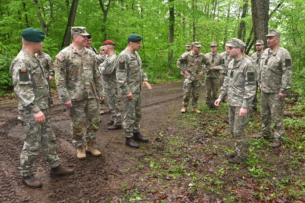 Lithuanian chief of defense visits Fort Indiantown Gap