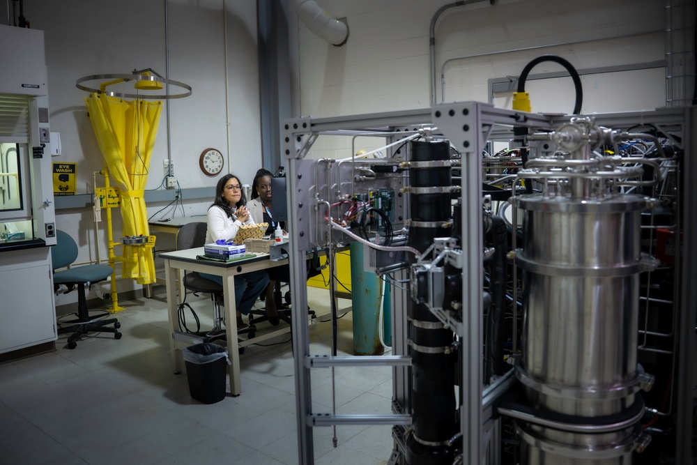 Aircrew safety improved with new oxygen purity test at NAWCAD