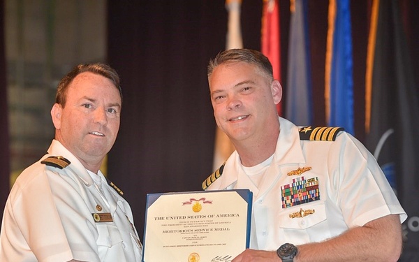 NCTS HR Holds Change of Command Ceremony