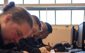 USS Ronald Reagan (CVN 76) Sailors donate to blood drive