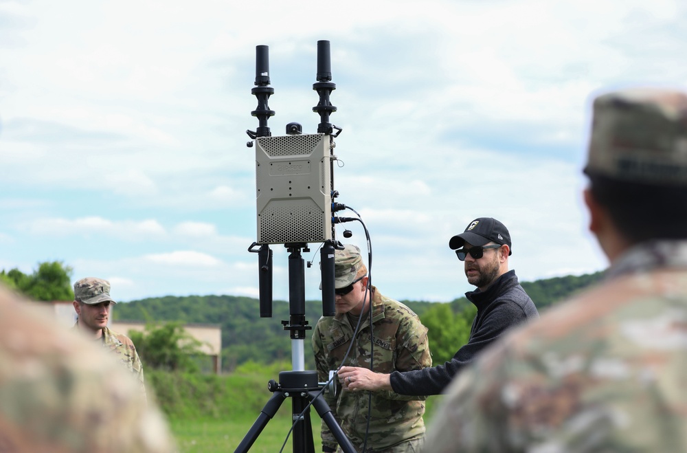 3rd Infantry Division Soldiers operate counter-Unmanned Aerial Systems during Combined Resolve 25-02