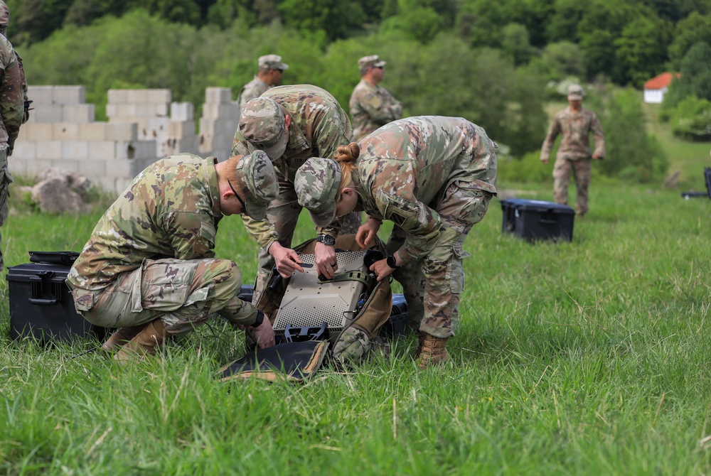 3rd Infantry Division Soldiers operate counter-Unmanned Aerial Systems during Combined Resolve 25-02