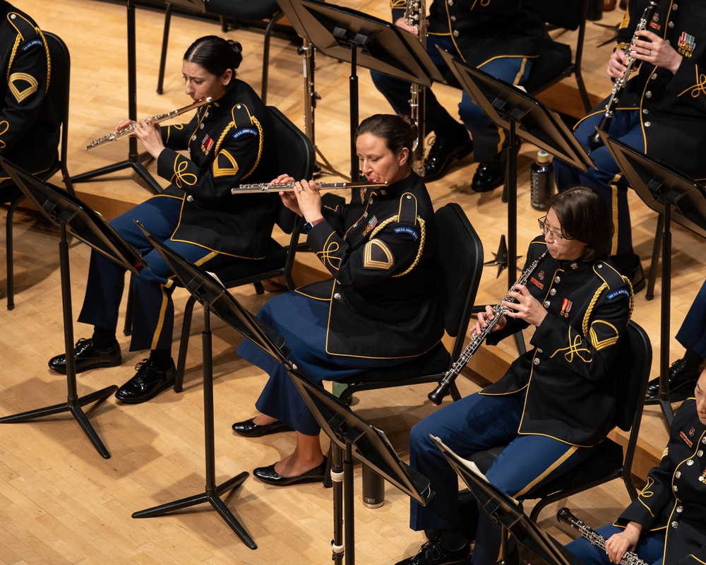 U.S. Army Band and Chorus performs Star Wars concert