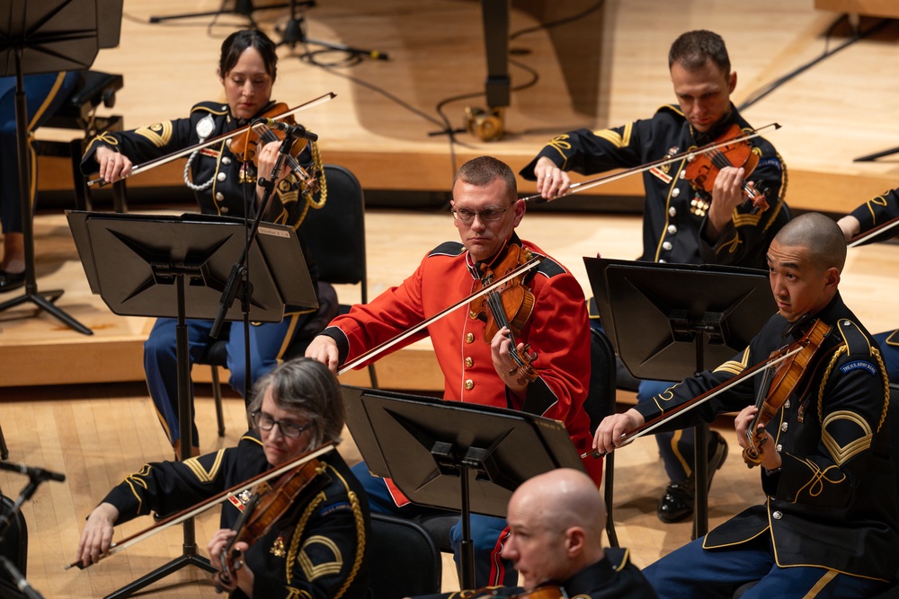 U.S. Army Band and Chorus performs Star Wars concert