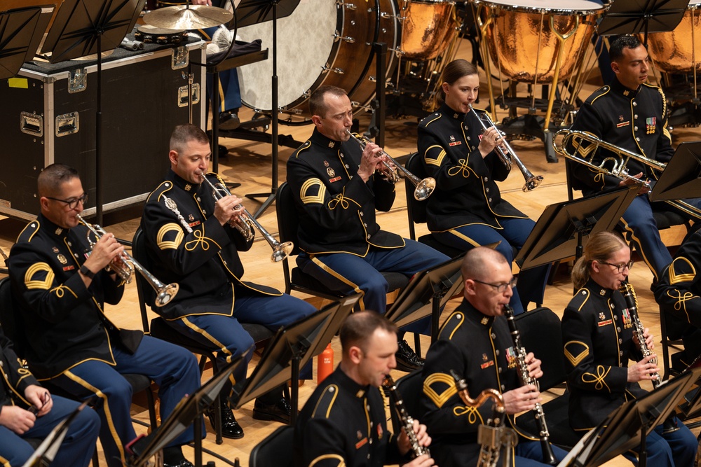 U.S. Army Band and Chorus performs Star Wars concert