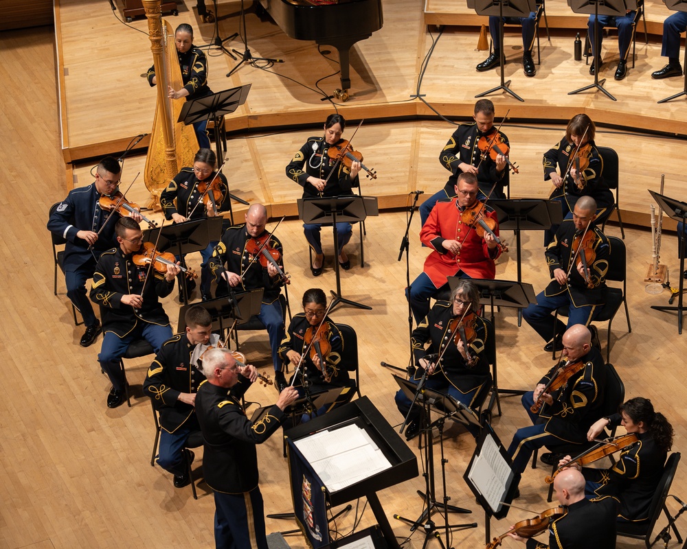 U.S. Army Band and Chorus performs Star Wars concert