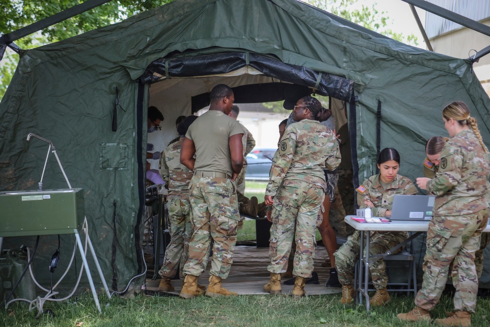 Fort Campbell DENTAC Reinforces Combat Readiness with Field Dental VALEX