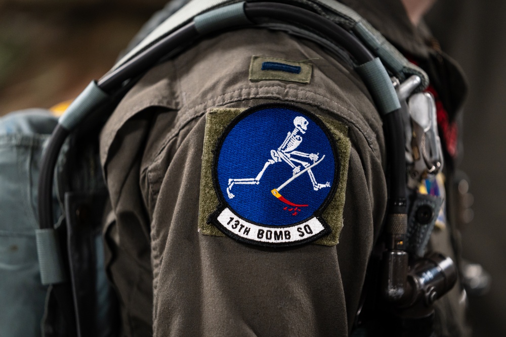 509th OSS AFE flight prepares life support equipment for pilots