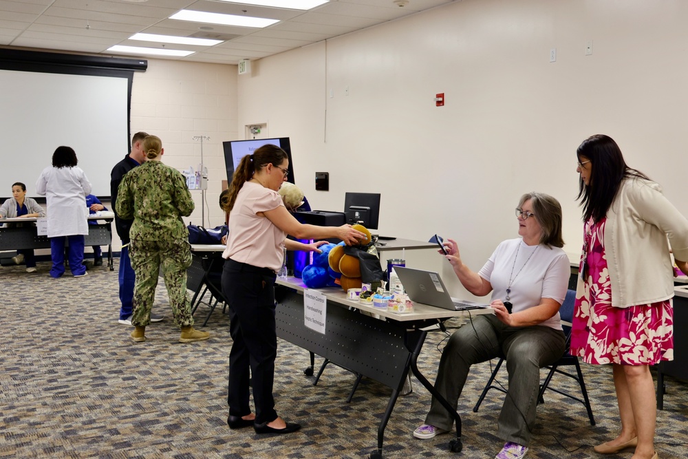 Readiness takes center stage at NMRTC Twentynine Palms Nursing and Corpsmen Skills Fair