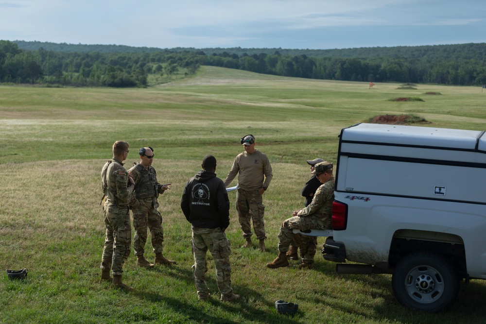 FY2025 Small Arms Weapons Expert (SAWE) Class 006