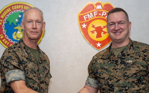 COMMARFORPAC meets with HQMC DV