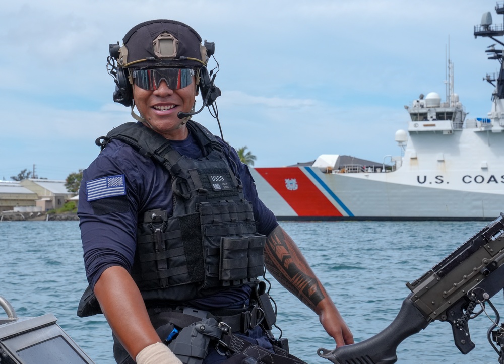Coast Guard Maritime Safety and Security Team conducts training