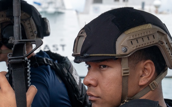 Coast Guard Maritime Safety and Security Team conducts training