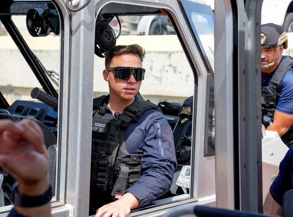 Coast Guard Maritime Safety and Security Team conducts training