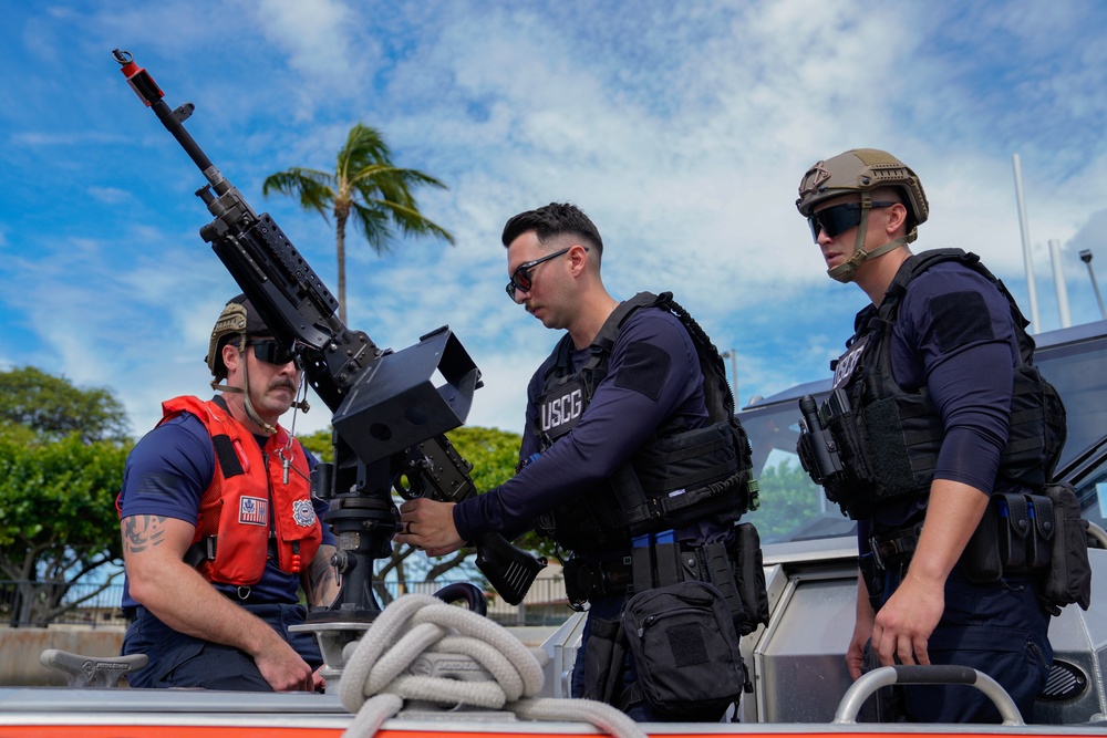 Maritime Safety and Security Team Honolulu conducts training