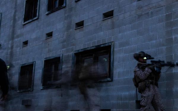 3rd Bn., 1st Marines conducts day, night raids during EOTG raid leaders course