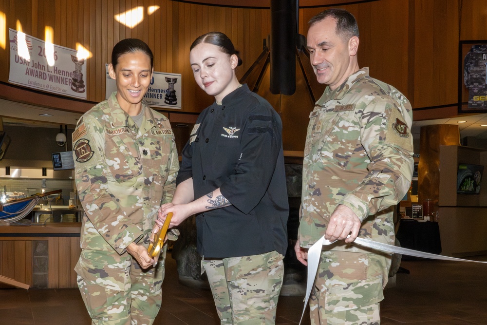 Iditarod dining facility reopens to JBER personnel