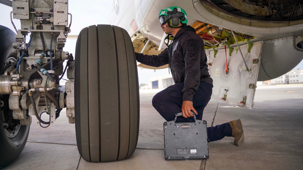 VP-5 OPERATIONS AT NAVAL AIR STATION SIGONELLA