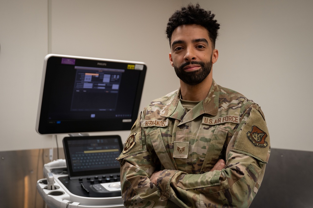 Airman uses triumph in powerlifting championship to inspire, motivate others