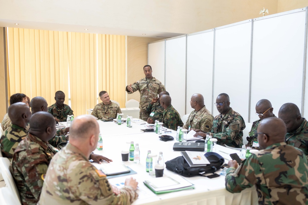 Senior enlisted leaders hold group discussions during ALFS 25