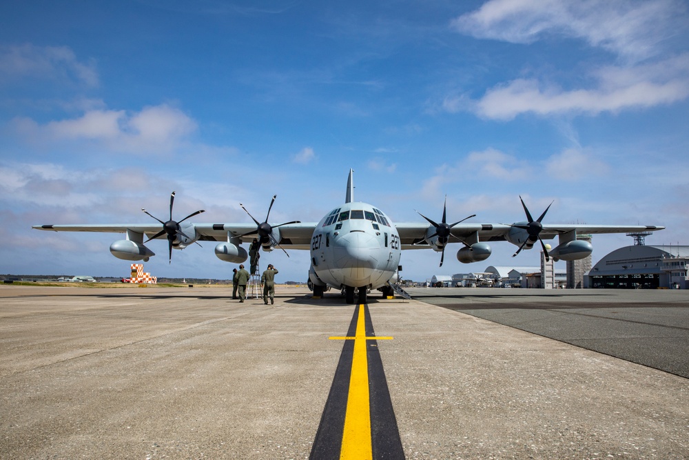 U.S. Marines arrive in Alaska for exercise Kodiak Mace 25