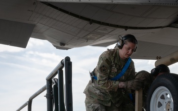 Geared Up: 406th AEW Port Team powers mission in Africa