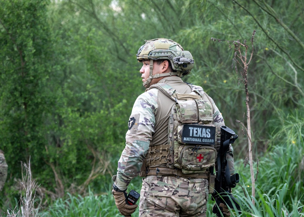 Texas Guard members bolster Border Patrol efforts along Rio Grande