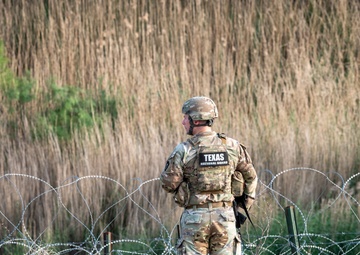 Texas Guard members bolster Border Patrol efforts along Rio Grande