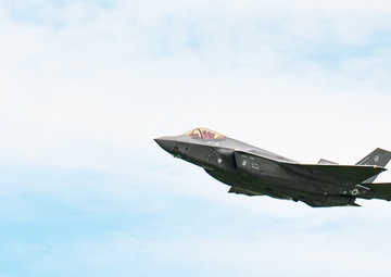 BH 25-2: 355 EFS hones ACE capabilities at Futenma