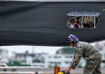 BH 25-2: 355 EFS hones ACE capabilities at Futenma