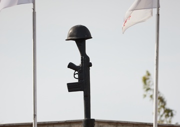 MARFOREUR/AF Meets with Kenya Navy - Manda Bay