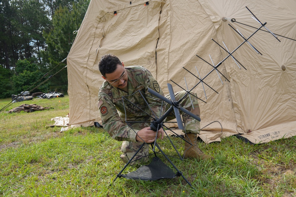 Robins AFB, 5th CCG host 2025 XCOMM Roundup: Stress testing communications warfare for future conflicts