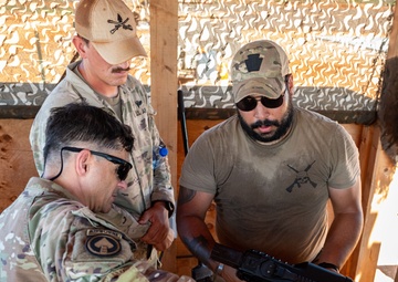 One team: CJTF-HOA leaders visit troops in Kismayo, Somalia