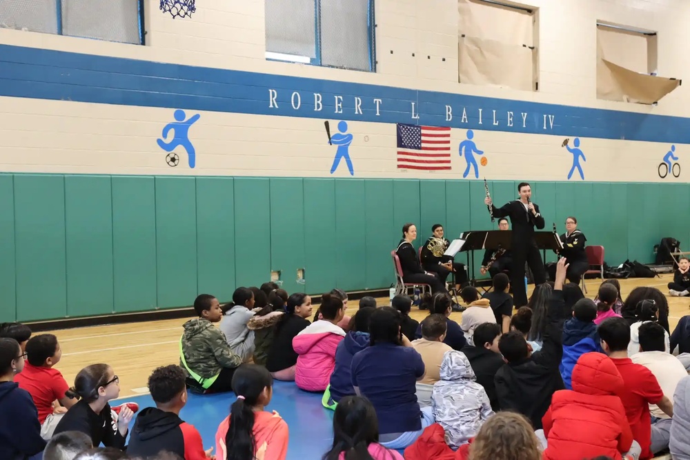 &quot;Crosswinds&quot; Woodwind Quintet performs at Robert L. Bailey Elementary School