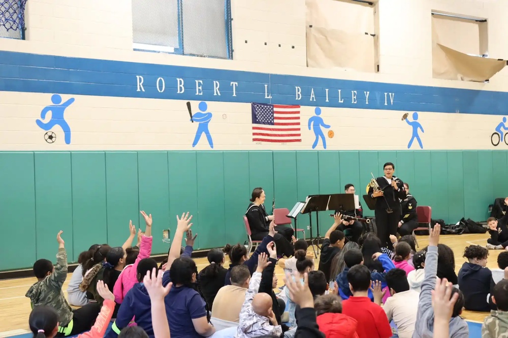 &quot;Crosswinds&quot; Woodwind Quintet performs at Robert L. Bailey Elementary School