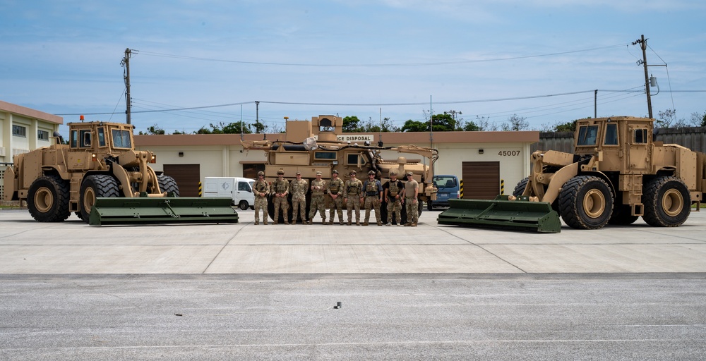 BH 25-2: USAF and Navy train for rapid airfield recovery