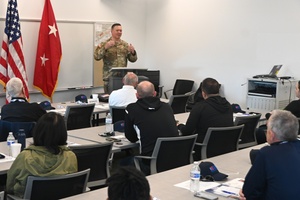 Military OneSource Podcast — Spouses Grow Together in a Collaborative Workspace