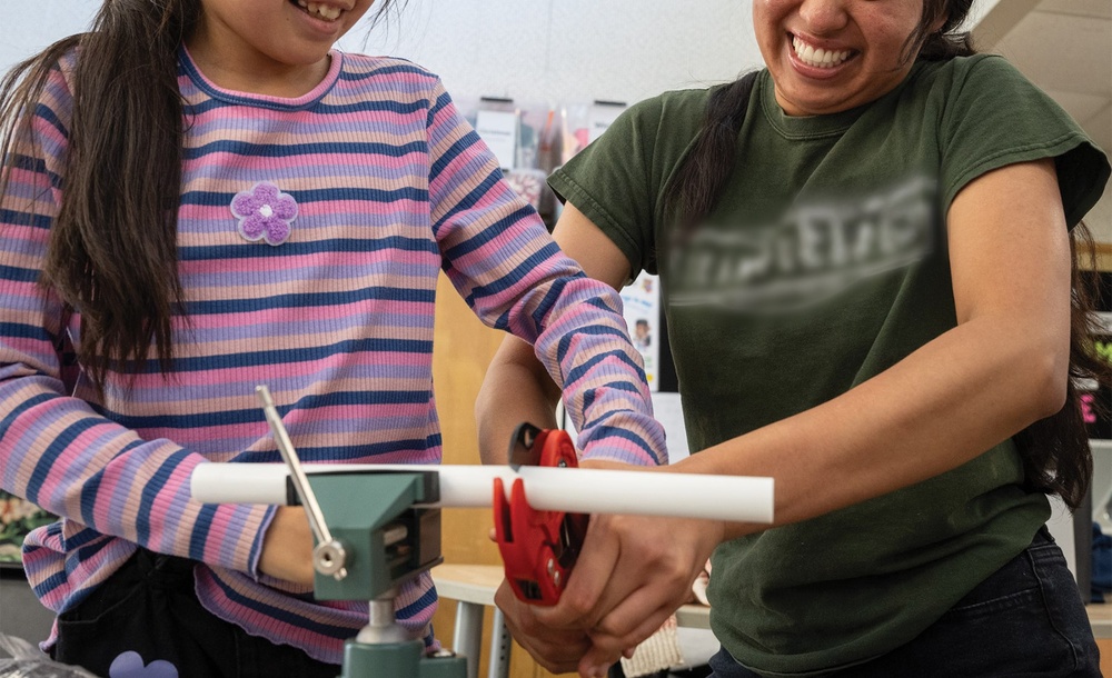 Warfare Center Adds Elementary Students to SeaPerch Program