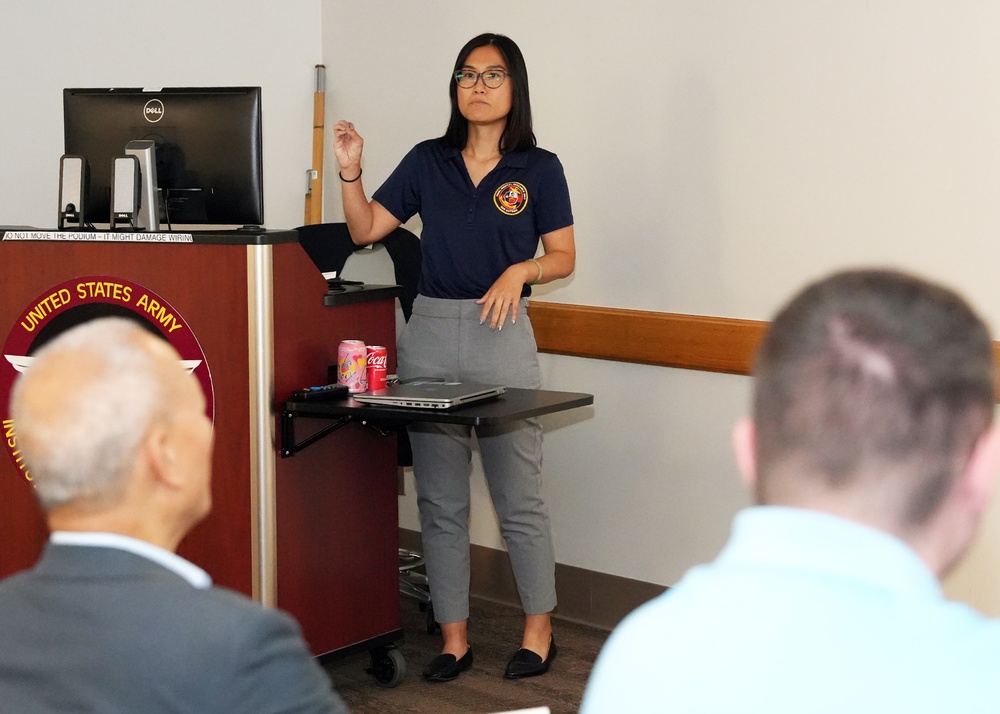 Navy Research Immunologist presents research at Scientific Seminar