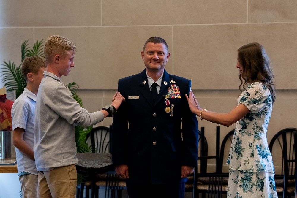 122nd Fighter Wing's Keller promotes to Chief