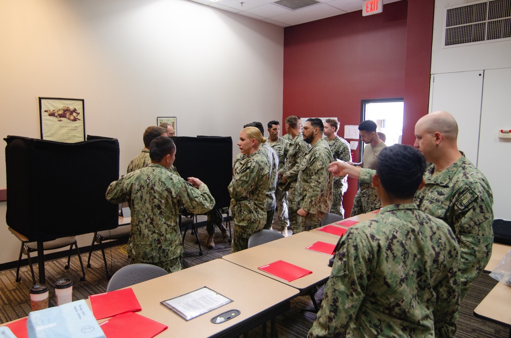 NMCB 4 Seabees Donate Blood