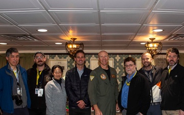 Abraham Lincoln hosts distinguished visitors