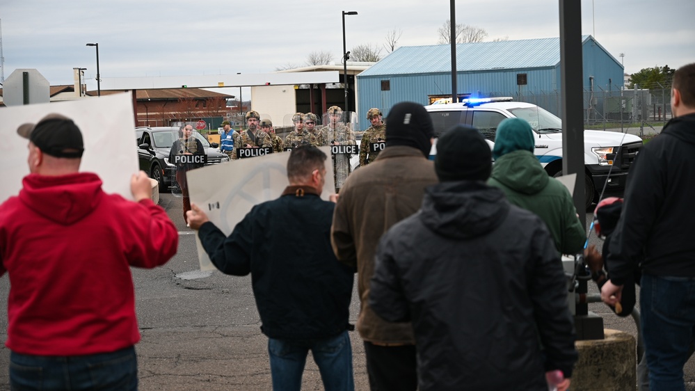 111 SFS riot control training during CRE