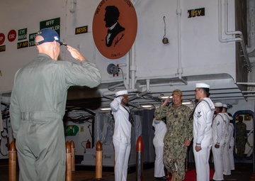Abraham Lincoln hosts Chief of Supply Corps, Rear Adm. Epps