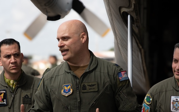 Argentinian air force recognizes multinational personnel during TRADEWINDS 25