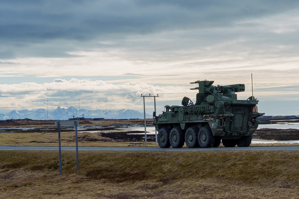 5-4 ADAR Supports Formidable Shield 25 (May 07)