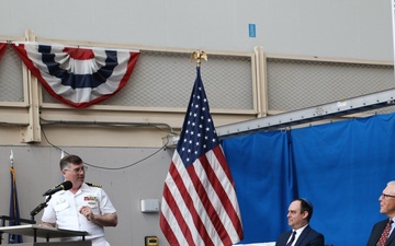 Undersea Communications and Integration Program Office Holds Change of Command Ceremony