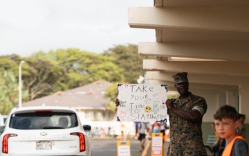 3d MLR Marines motivate kids at Mokapu Elementary School