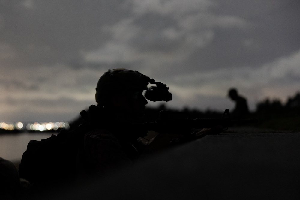 31st MEU | Reconnaissance beach survey training