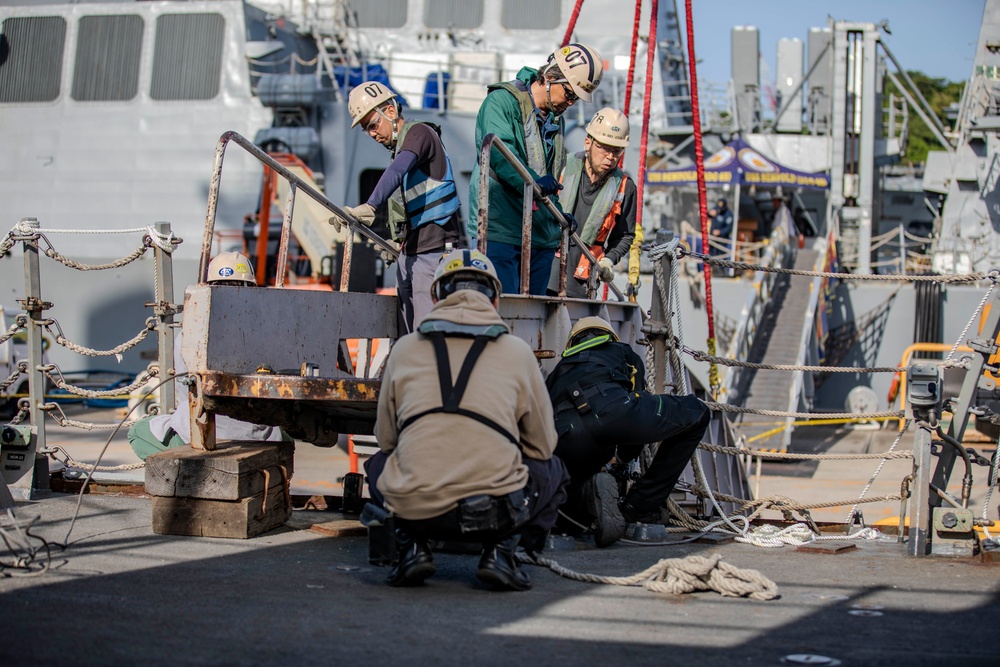 USS Preble Conducts Sea and Anchor Evolution